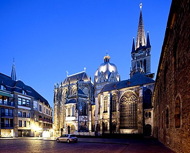 Aachen Cathedral, Imperial Cathedral, UNESCO World Heritage Site, Aachen, North Rhine-Westphalia, Germany, Europe, PublicGround