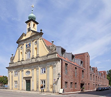 Altes Kaufhaus Hotel, historic town centre, Lueneburg, Lower Saxony, Germany, Europe, PublicGround