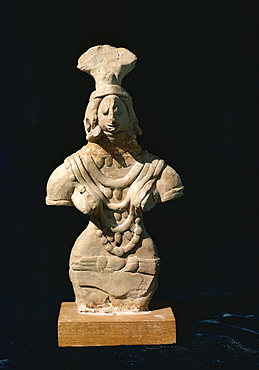 Female statue from Mohenjodaro, Karachi Museum, Pakistan, Asia