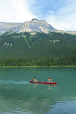 Emerald Lake, Yoho National Park, UNESCO World Heritage Site, Rocky Mountains, British Columbia, Canada, North America