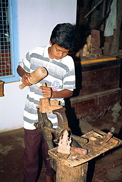 Boy wood carving, Sri Lanka, Asia