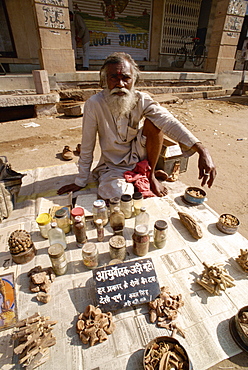 Man selling herbal remedies, Jodhpur, Rajasthan state, India, Asia