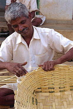 Basket making, Dhariyawad, Rajasthan state, India, Asia