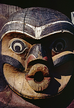 Totems, Thunderbird Park, Victoria, British Columbia, Canada, North America