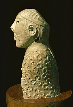 Statue of the king priest from the Indus civilisation at Mohenjodaro, in the Karachi Museum, Pakistan, Asia