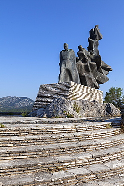 Sculpture commemorating fallen soldiers at the Yugoslav Front, Memorial Park to the Uprising and the Revolution, Grahovo, Montenegro, Europe 