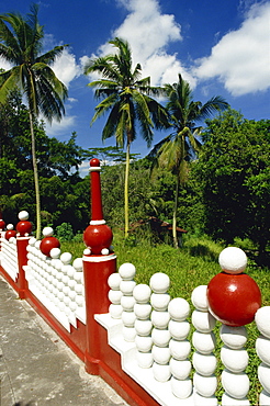 Red and white railings at the Tiger Balm Gardens in Singapore, Southeast Asia, Asia