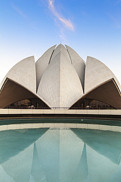 Bahai House of Worship known as the The Lotus Temple, New Delhi, Delhi, India, Asia