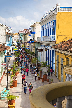 Calle Independencia Sur, a pedestrian shopping street, Sancti Spiritus, Sancti Spiritus Province, Cuba, West Indies, Caribbean, Central America