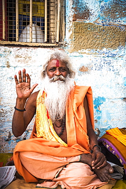 Sadhu (Indian Holy Man) in Varanasi, Uttar Pradesh, India, Asia