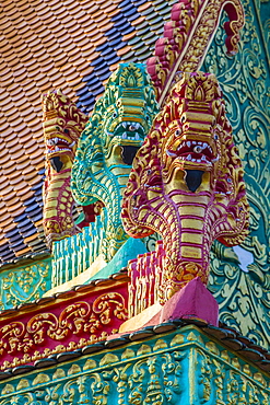 The hilltop temple of Wat (Phnom) Hanchey, on the Mekong River, Kampong Cham Province, Cambodia, Indochina, Southeast Asia, Asia 