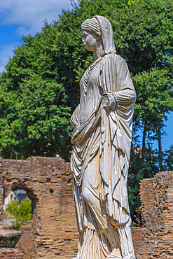 Rome, Roman Forum, House of the Vestals, Statue of a Vestal Virgin