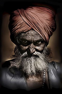 Portrait of a magician, Jaipur, Rajasthan, India, Asia