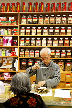 Chinese drugstore in Chinatown, Vancouver City, Canada, North America