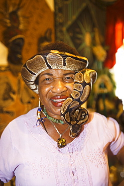 Voodoo Priest Miriam with her snake, French Quarter, New Orleans, Louisiana, USA