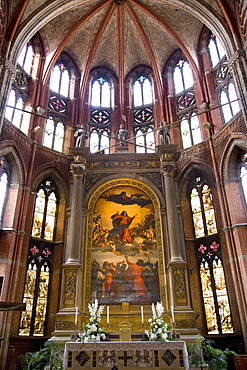 Interior view of the Basilica di Santa Maria Gloriosa dei Frari, Frari church, with Tizian painting, Assunta, Venice, Veneto, Italy