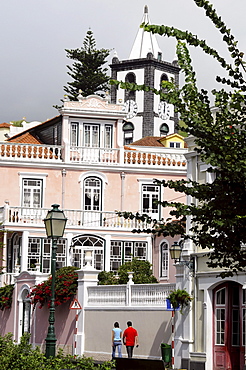 Praca da Republica with church, Horta, Faial Island, Azores, Portugal