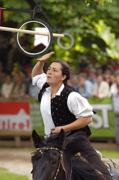 Ring Jousting, Tournament, Oswald von Wolkenstein Ritt, Event 2005, Kastelruth, South Tyrol, Italy