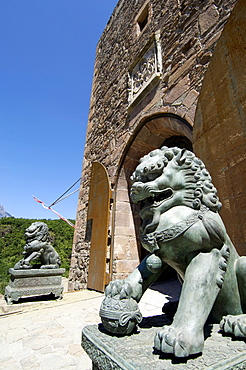 Sculptures in front of the entrance to the Messner Mountain Museum Firmian, MMM, Sigmundskron Castle, Reinhold Messner, Bolzano, South Tyrol, Italy