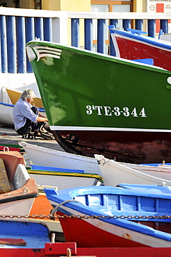 Colourful boats, Vueltas at Valle Gran Rey, Gomera, Canary Isles, Spain, Europe