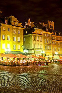 Pavement cafe in old town, Warsaw, Poland