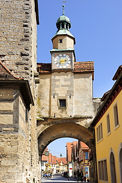 Roederbogen city gate, Rothenburg ob der Tauber, Bavaria, Germany