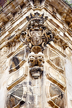 Figure, Palazzo Beneventano, Scicli, Sicily, Italy