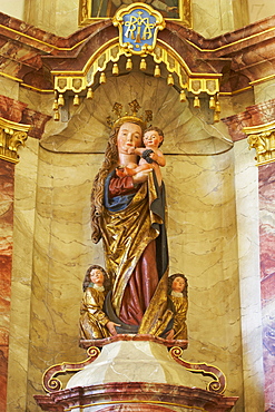 Traubenmadonna (15 c.) at St. Lambert's, Bockenheim a.d. Weinstrasse, Deutsche Weinstrasse, Palatinate, Rhineland-Palatinate, Germany, Europe