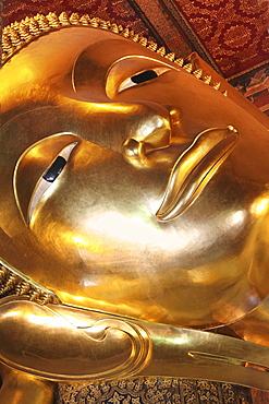 Lying Buddha, Temple of the Reclining Buddha, Wat Phra Chettuphon, Bangkok, Thailand, Asia