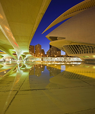 Opera house Palau de les Arts Reina Sofia and bridge in the evening, Ciudad de las Artes y de las Ciencias, Valencia, Spain, Europe