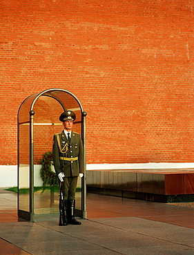 A guard standing at the grave of the unknown soldier, Moscow, Russia