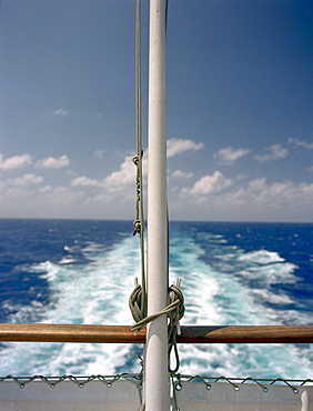 Flagpole at the aft, Queen Mary 2, Cruise Ship