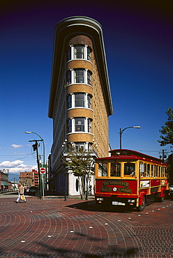 Flat Iron House, Water Street, Gastown, Vancouver, British Columbia, Canada, North America, America