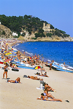 Beach, Platja de Lloret, Lloret del Mar, Costa Brava, Province Girona, Catalonia, Spain