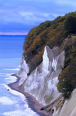 Europe, Germany, Mecklenburg-Western Pomerania, isle of Ruegen, Wissower Klinken, chalk cliffs at Jasmund National Park