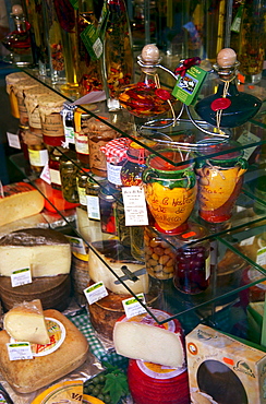 Interior view of a delicatessen at the old town, Palma, Majorca, Balearic Islands, Spain, Europe