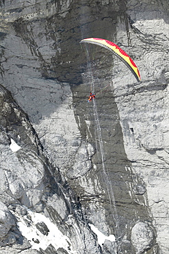 Men, Paragliding, Winter, Waterfall, Jungfrauspitze, Interlaken, Grisons, Switzerland