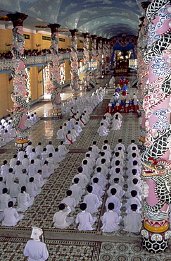 VIETNAM, Cao Dai Temple