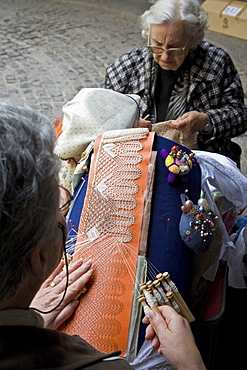 Plaza Redonda, open-air market in Valencia, lace, tating, Spain