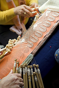 Plaza Redonda, open-air market in Valencia, lace, tatting, Spain