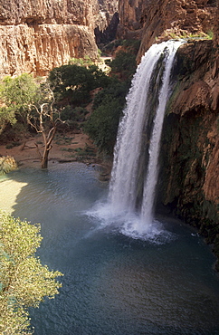 Havasu falls, Havasupai Indian Reservation, Grand Canyon National Park, Arizona, US