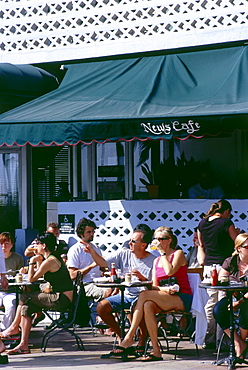 News Cafe, Ocean Drive, South Beach, Miami, Florida, USA