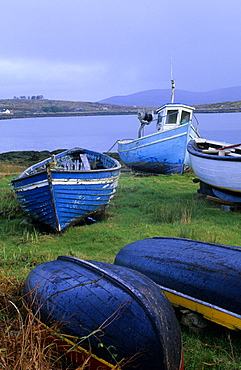 Europe, Great Britain, Ireland, Co. Galway, Connemara, boats in Dog's Bay