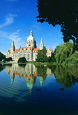 Town Hall and Maschsee Lake, Hannover, Lower Saxony, Germany