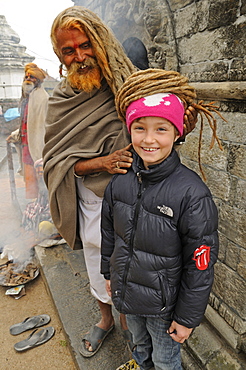 Sadhu with Rasta locks, Asket with child, Pashupatinath, Kathmandu Valley, Nepal