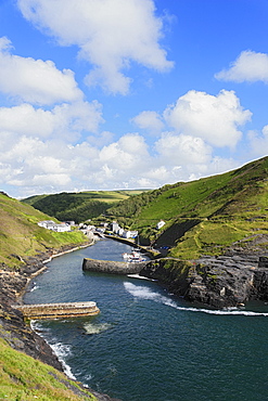 Harbor and landscape, Boscastle, Cornwall, England, United Kingdom