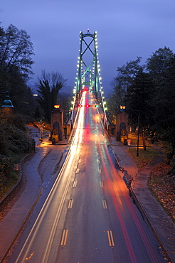 The Lions' Gate bridge at dawn, Vancouver, British Columbia