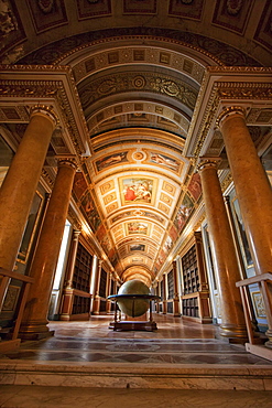 Gallery of Diana in the Palace of Fontainebleau, Fontainebleau, Seine-et-Marne, France