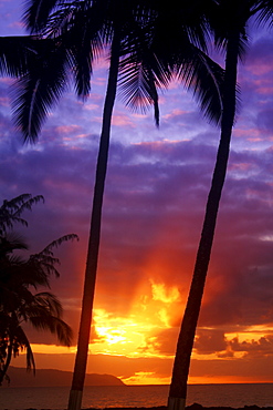 Hawaii, Oahu, Beautiful sunset.