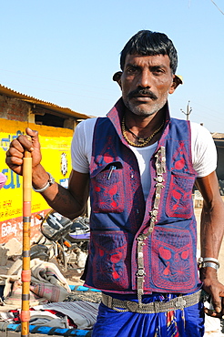 Maldhari Gujjar with his traditional attire, Gujarat, India, Asia